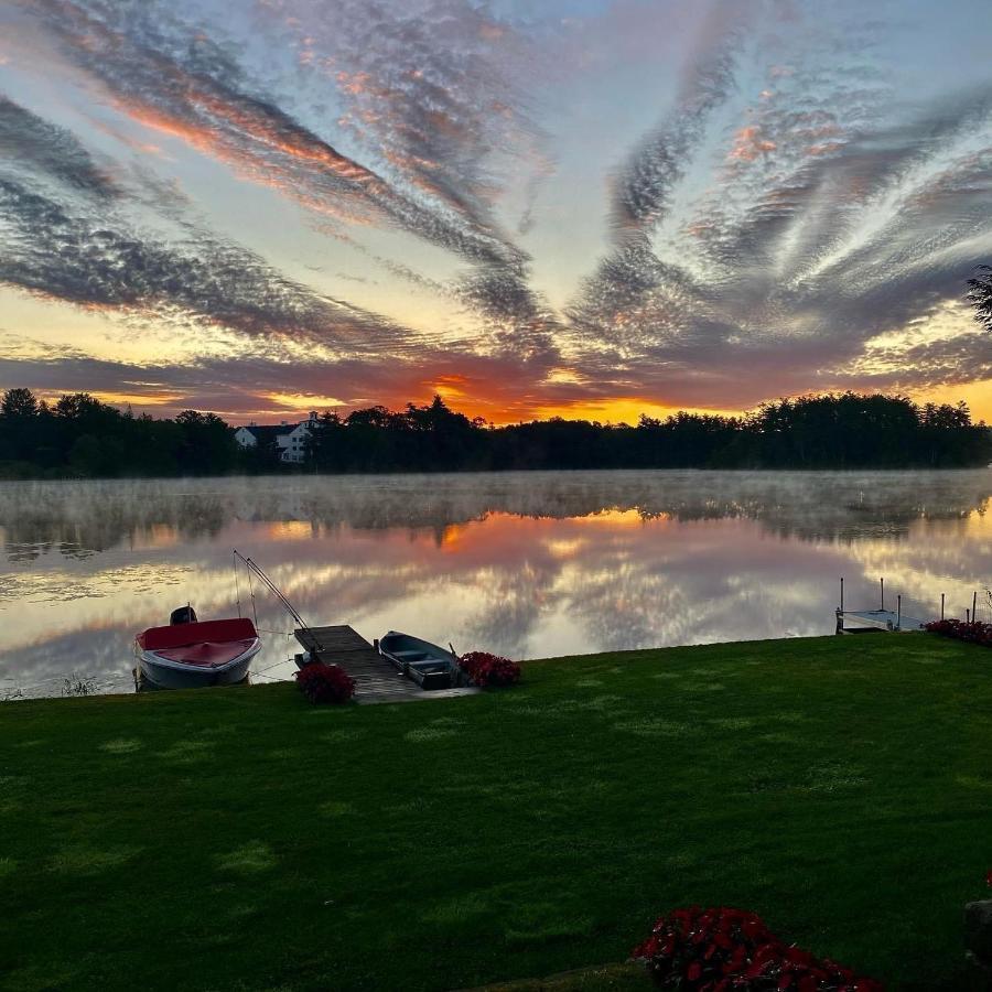 Welcome To The Lake Northwood Bagian luar foto