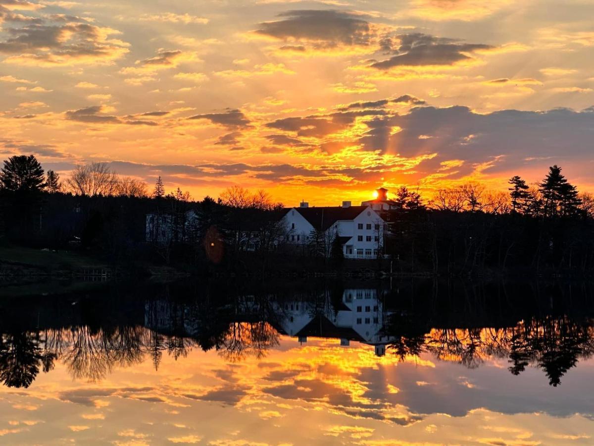 Welcome To The Lake Northwood Bagian luar foto