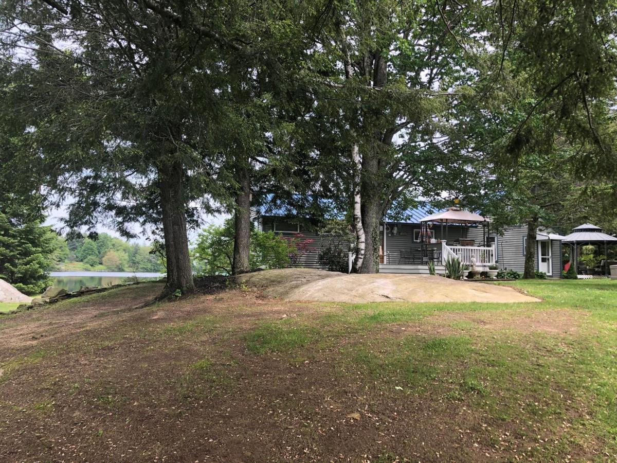 Welcome To The Lake Northwood Bagian luar foto